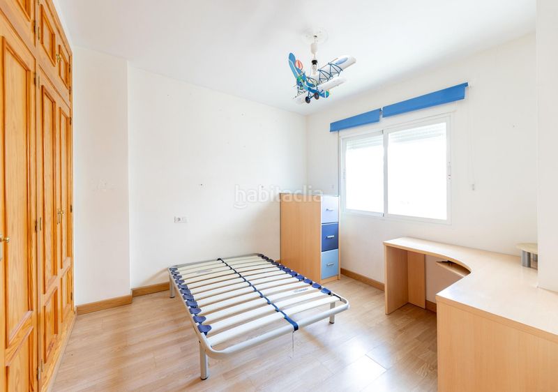 Foto d08855db-b112-4079-bbde-e75254a036ae. Semi detached house with parking in San Antón Armilla