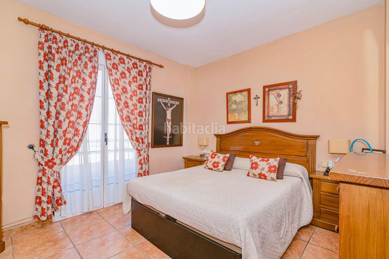 Foto a4c38cb4-e00e-4baa-a44c-95083add41cd. Semi detached house with parking pool in Chauchina