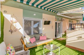 Flat  Calle calle nicuesa. Tu nuevo hogar te espera!  semiático reformado con gran terraza,