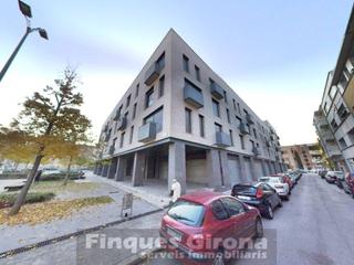 Aparcament cotxe  Valenti fargnoli. Parking en venta en girona eixample sur