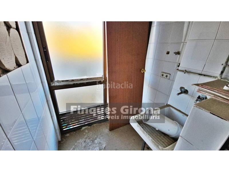 Foto 3cc45d09-8b00-4c93-b5e2-865c4cf7e9f1. Appartamento con parcheggio piscina in Palau Girona