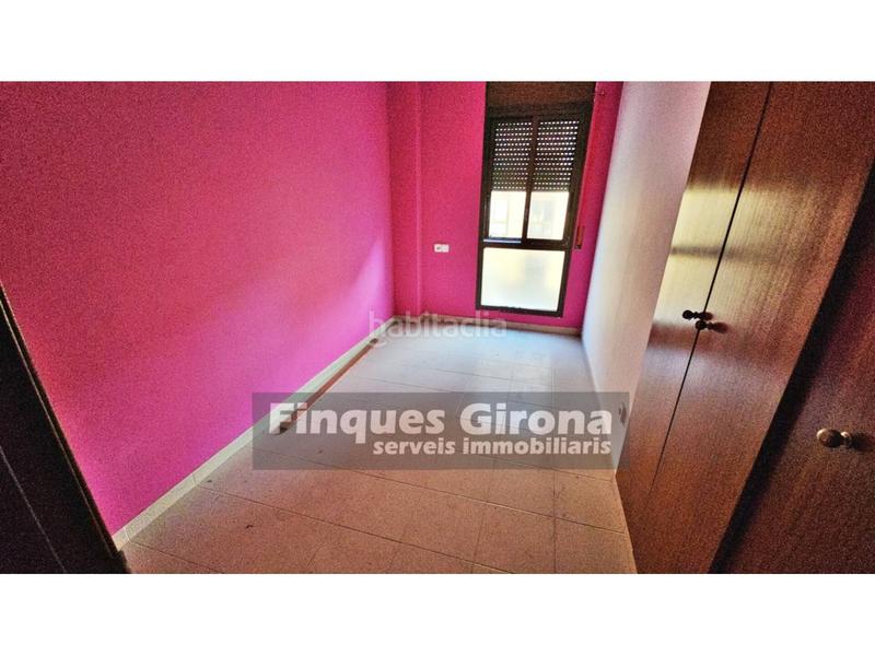 Foto 7e46e778-ed25-4ae0-8eab-bc564b0b3902. Appartamento con parcheggio piscina in Palau Girona