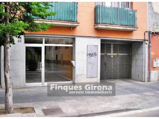 Aparcament cotxe a Major 44. Parking en venta en salt