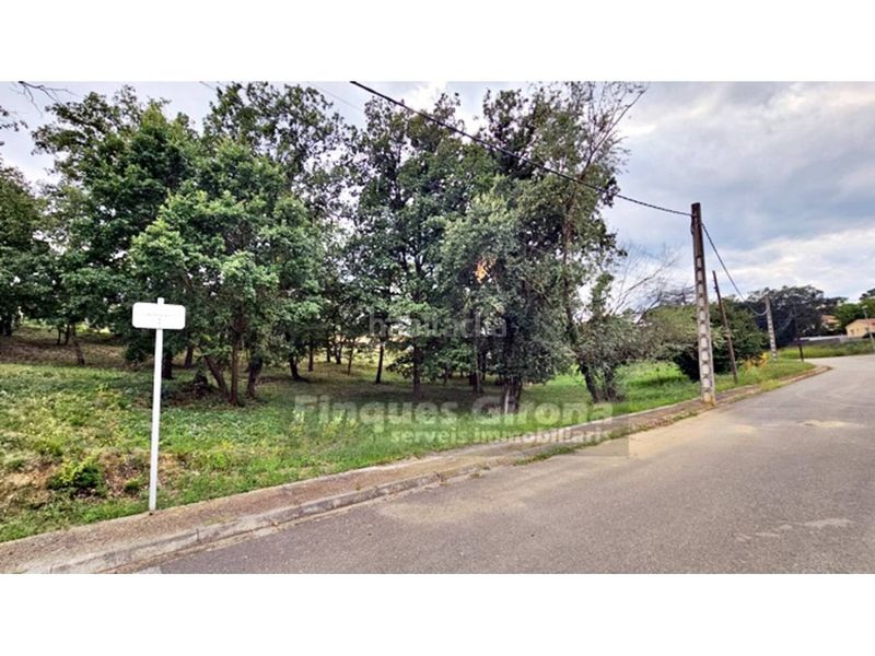 Foto 5fa414d5-5b82-4793-a84e-1ed39fe97623. Terreny residencial a Bescanó