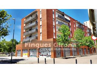 Local Comercial  Francesc macia. Local en venta en la massana