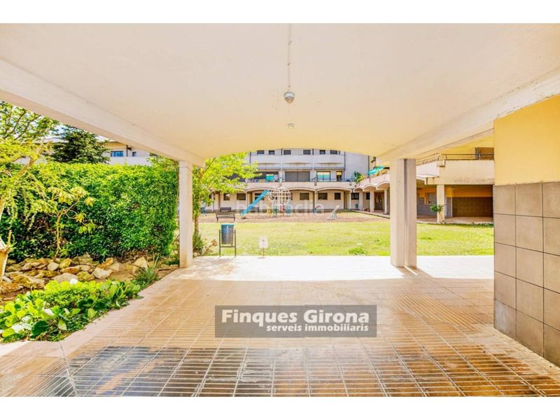 Foto 1a3b1ada-8fd2-4bd2-bb7d-cd89ade56c7a. Pis a Montjuïc Girona