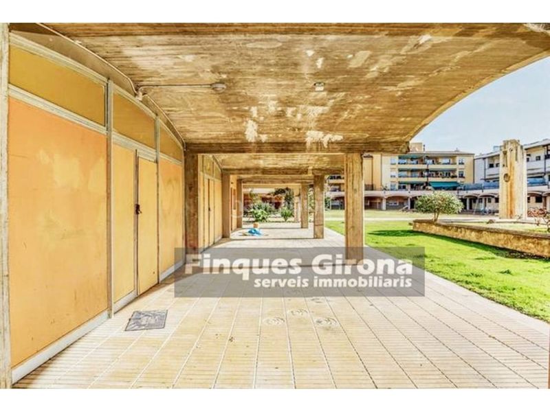 Foto f1ca4f90-aeac-4955-ab2c-9da37f4968c7. Pis a Montjuïc Girona