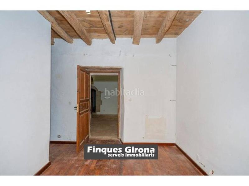 Foto 2ea5f4a1-2cbe-45fe-a212-9a298a301f6f. Casa masía en venta en Riudarenes