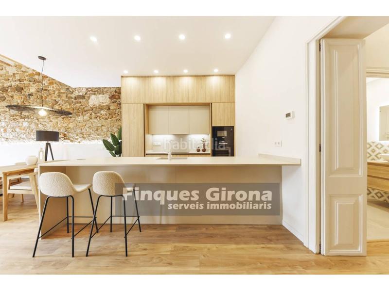 Foto 11251dae-b3fb-4aa6-864a-74b6680a2b3d. Appartamento con riscaldamento in Centre-Barri Vell Girona