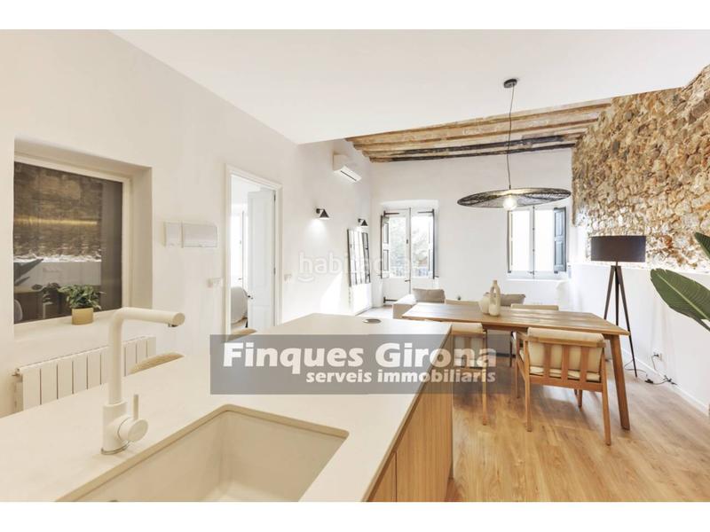 Foto c35476e4-ced0-4671-a85b-e74a6b727c5a. Appartamento con riscaldamento in Centre-Barri Vell Girona