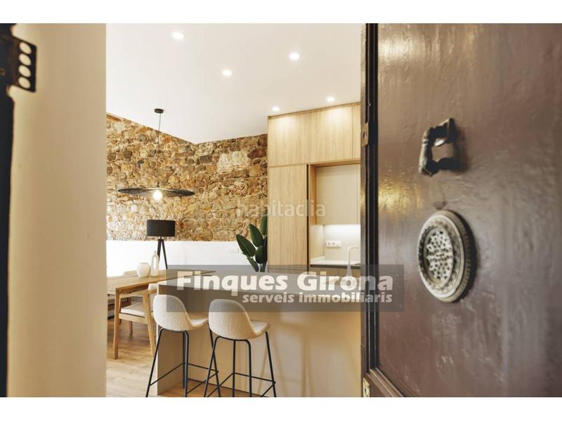 Foto e7185337-f1a0-4cc3-b329-e1414d4a3b2d. Appartamento con riscaldamento in Centre-Barri Vell Girona