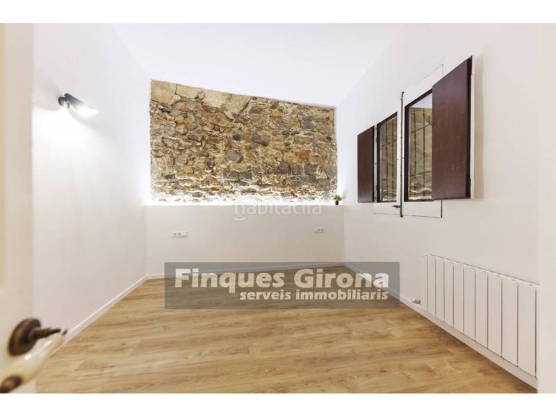 Foto f12e7004-c95b-4299-9798-8b47fa47717e. Appartamento con riscaldamento in Centre-Barri Vell Girona