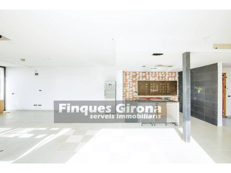 Foto f7306f80-dfd8-4927-9579-da9c9275f526. Chalet casa aislada en venta en mas llunes en Bescanó