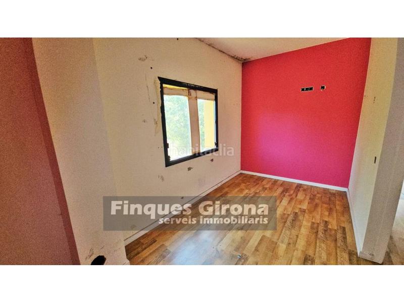 Foto c99925b9-abf9-4e15-8ead-904be5ee315f. Casa magnifica casa en venta zona mas llunes en Bescanó