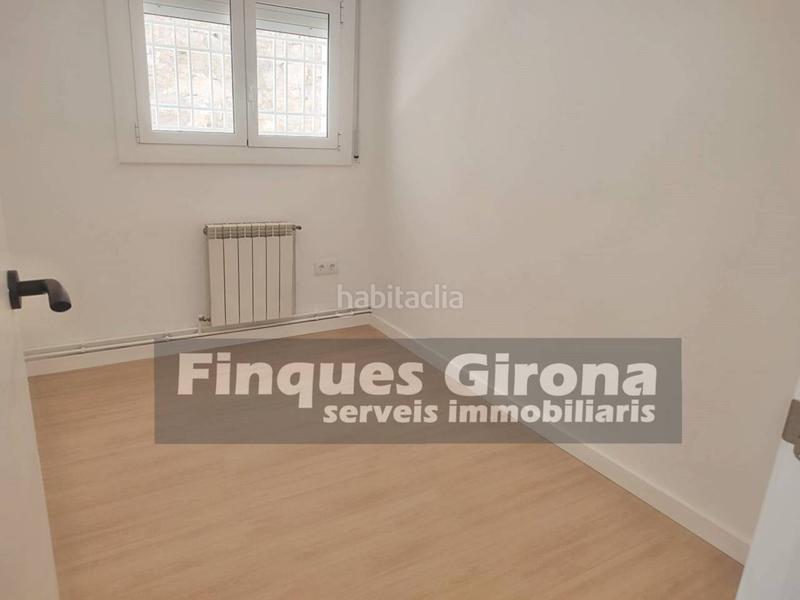 Foto 00edf3d7-a25c-40c5-a789-67965df3bbdc. Piso  totalmente reformado en el barrio viejo en Girona