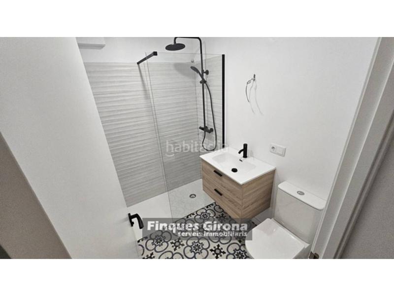 Foto 30f40a74-f332-4f0e-ba15-8e1bf3cecae0. Piso  totalmente reformado en el barrio viejo en Girona