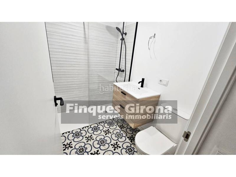 Foto d57536d7-c662-40d2-bf5f-94b6a6fca2db. Piso  totalmente reformado en el barrio viejo en Girona