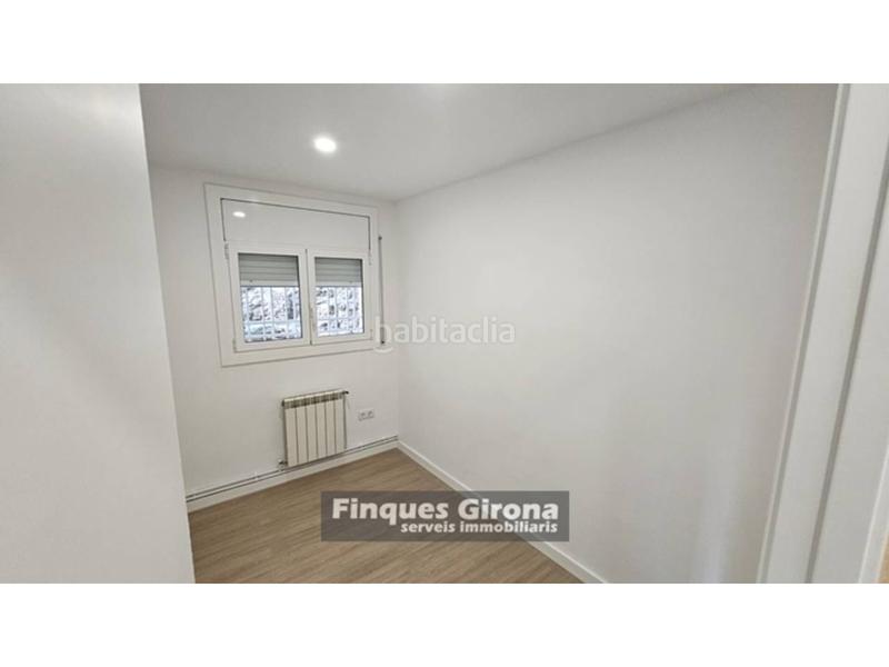 Foto f4186839-14cd-4ab2-9a3e-9913c8fc218d. Piso  totalmente reformado en el barrio viejo en Girona