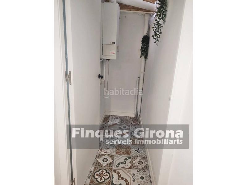 Foto fbb46ef0-948b-4de2-ac29-eb6e2db37d66. Piso  totalmente reformado en el barrio viejo en Girona