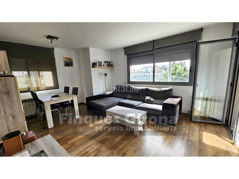 Foto 576aec3c-ba02-4be5-926b-3e7d0fac091d. Piso  esquinero en venta zona massana, 3 dorm. en Salt
