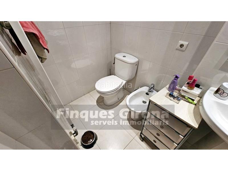 Foto 8a2f7203-57f7-4f9b-8338-20752b559d65. Piso  esquinero en venta zona massana, 3 dorm. en Salt