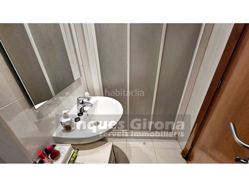 Foto c6d158f7-93c8-41c3-bc7d-ca0812ec53ba. Piso  esquinero en venta zona massana, 3 dorm. en Salt