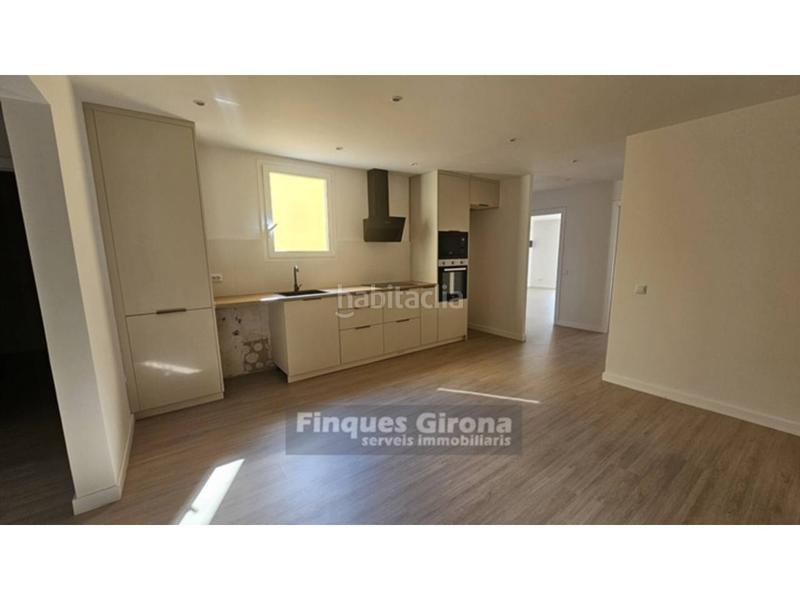 Foto b271620c-3ba7-40e9-8cbd-79caf38609ae. Appartamento con riscaldamento in Palau Girona