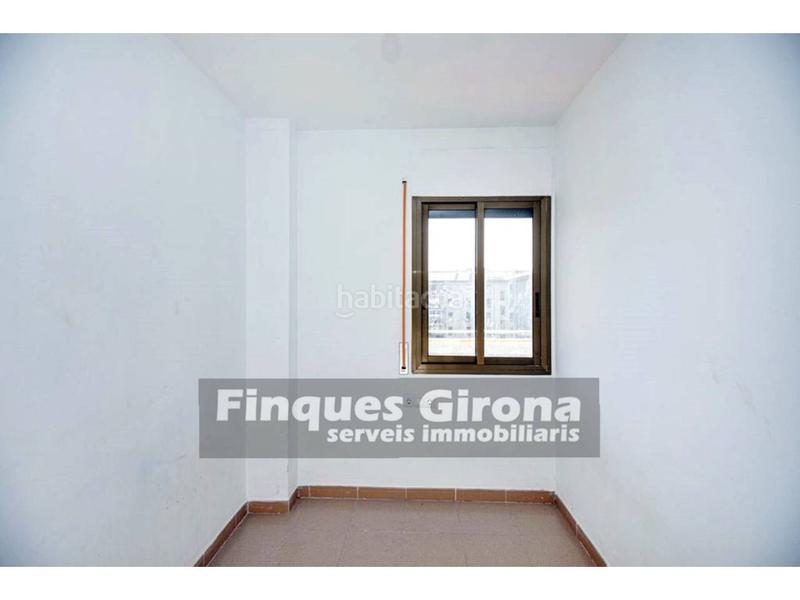 Foto 09a77f39-dd13-4104-8352-e26706d7cd20. Appartamento con riscaldamento parcheggio piscina in Girona
