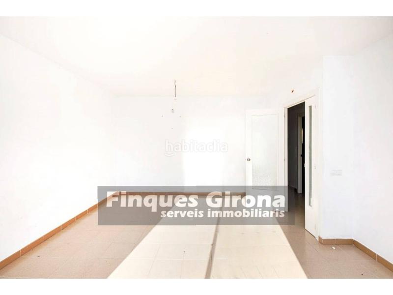 Foto 41e24a44-f190-47d0-97ef-8a39978331e0. Appartamento con riscaldamento parcheggio piscina in Girona