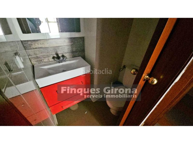 Foto 8d316c1e-cf09-4e7d-8fd0-f33dfb6fe14f. Pis amb calefacció aparcament piscina a Palau Girona