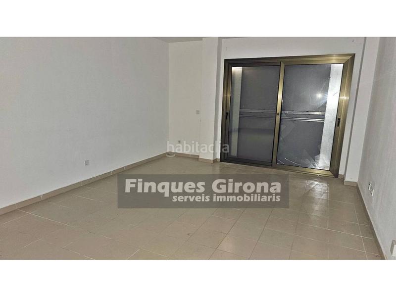 Foto 4b281dfa-0e32-4ce9-b5ef-394f198d0da3. Pis amb aparcament piscina a Palau Girona