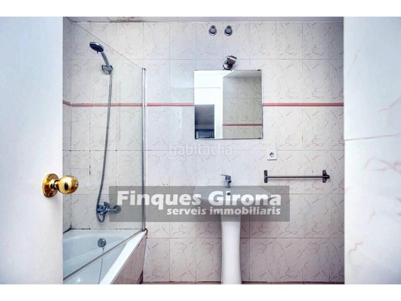 Foto ec809f39-205d-458c-9f7d-a9a74b6c2e59. Pis amb aparcament piscina a Palau Girona