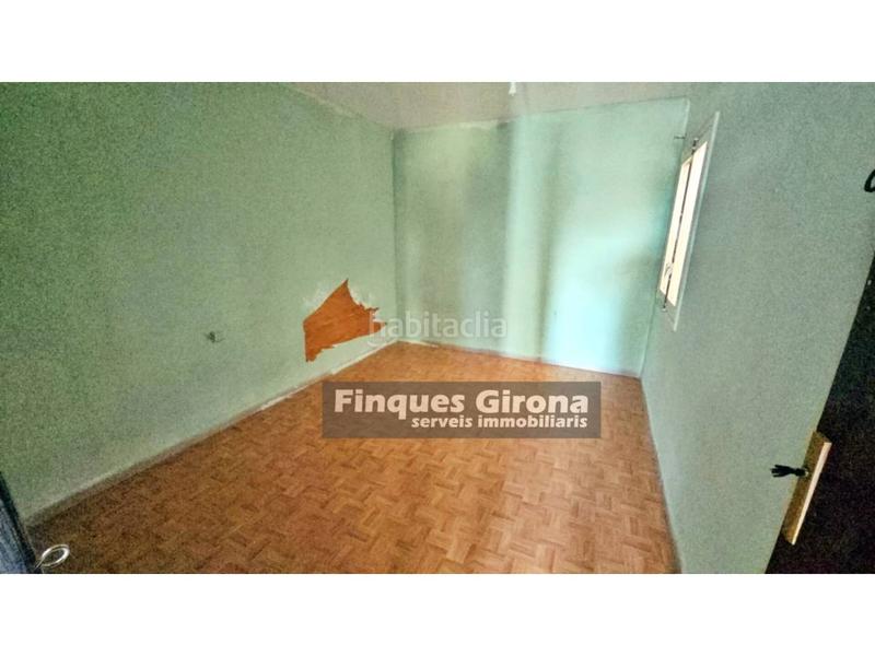 Foto a0ec2747-9ef3-4194-841e-c11eea1b8fe9. Pis a Centre Salt