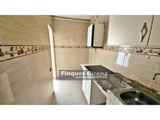 Appartement  Torres i bages. Piso en venta en salt 5 planta sin ascensor!!