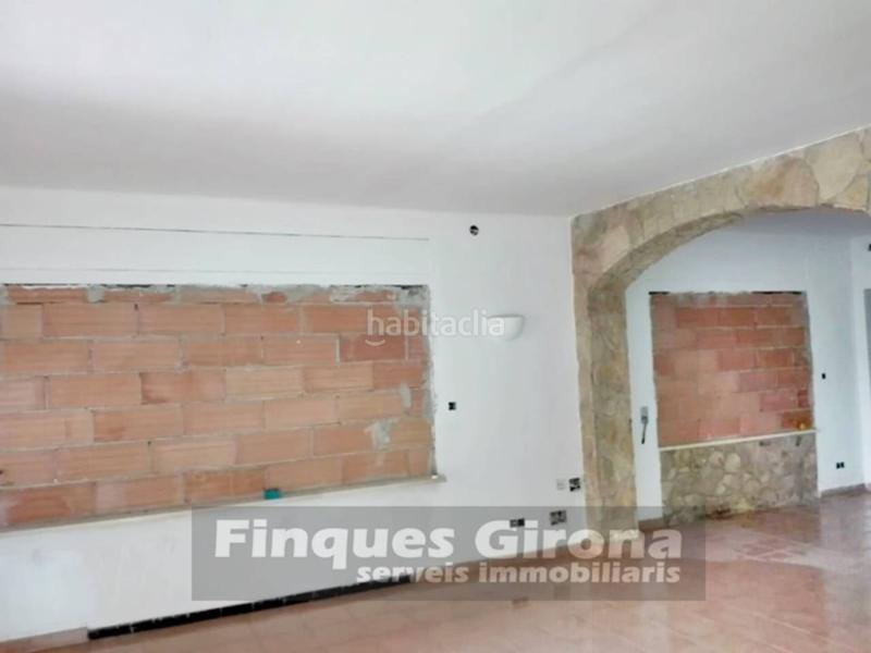 Foto 3aac4c9f-b30d-45d9-a610-7faae5c45e11. House with parking in Llagostera