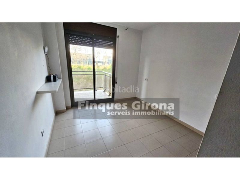 Foto a5980a80-5a8b-4718-88ab-01b4ba8637f2. Pis amb aparcament piscina a Palau Girona