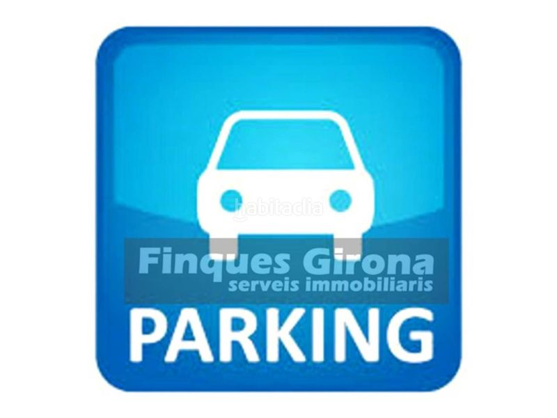 Foto 585b5666-f1ed-479e-b4ca-8a8d9cc3831c. Aparcament cotxe a La Devesa Girona