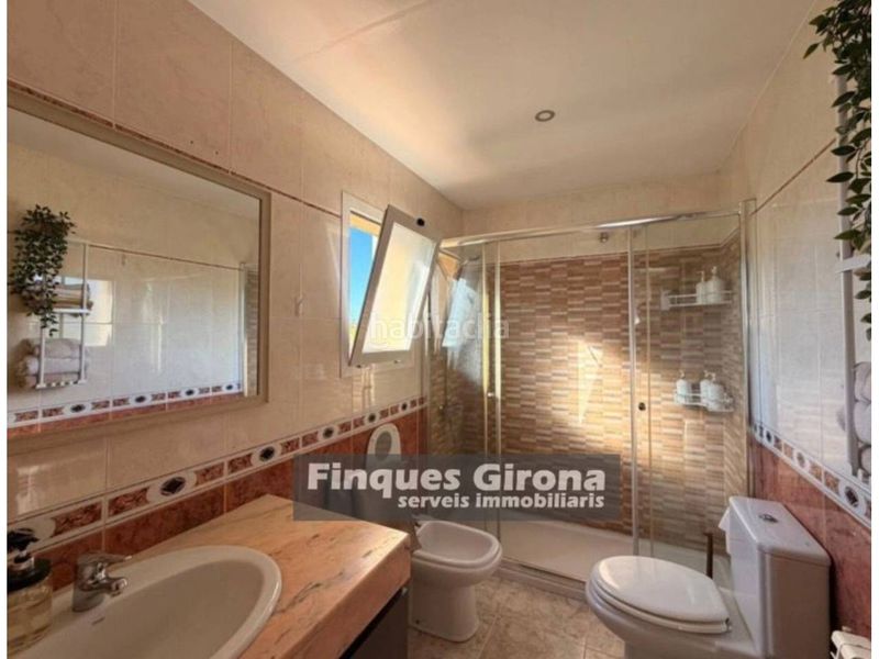 Foto 8f5a430b-3950-4c60-94c8-ab429c91ddac. Casa amb calefacció aparcament a Vilablareix
