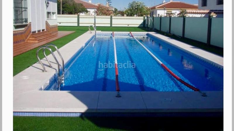 Foto d170ff53-d5ef-4680-a020-d7da61611a13. Chalet with parking pool in Centro - Torre de la Higuera Almonte