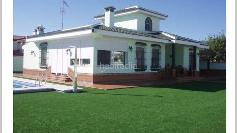 Foto 864f50df-31cf-4721-8993-ef32fada96c5. Chalet en Centro - Torre de la Higuera Almonte