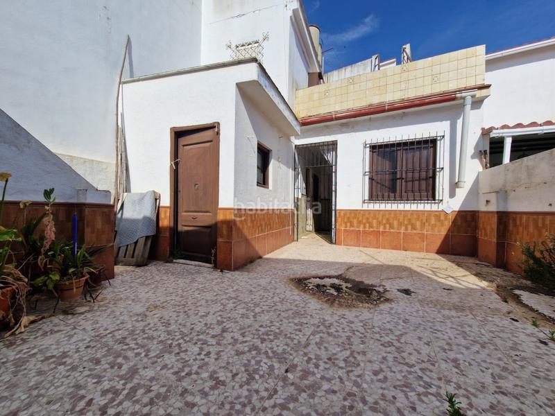 Foto 9f8bb2b9-d2d1-404f-b3d1-5771e1a87c75. Casa en Moguer