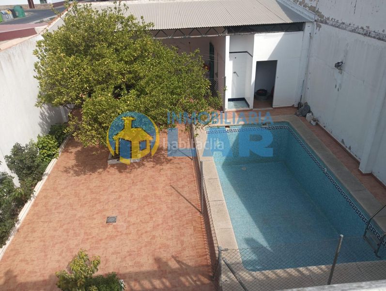 Foto 88779f6a-33b9-4c64-af7f-f90bc3160edb. Casa a Rociana del Condado