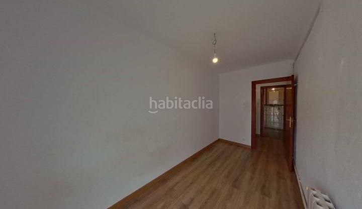 Foto 9c9fa737-dea3-4535-b937-5a635697b8bf. Pis amb calefacció a La Roureda Viladecans