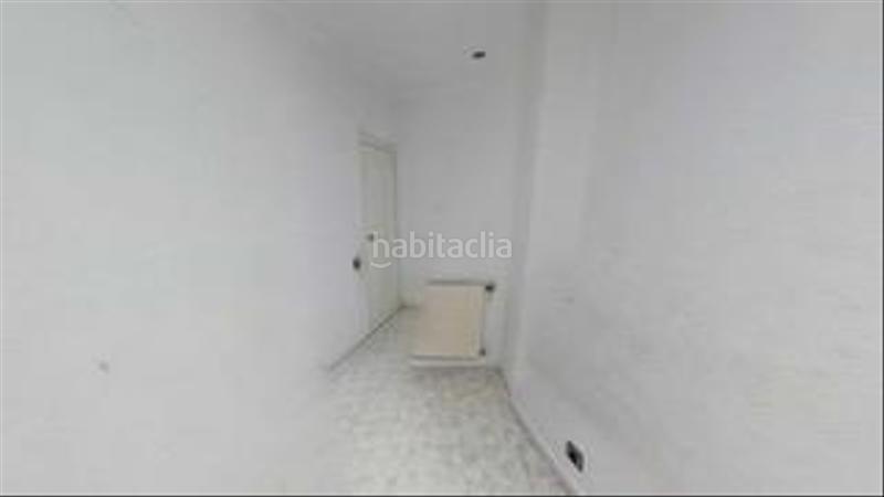 Foto 07065c5c-e734-47fb-b1d0-e5a1e56c59b8. Piso  en venta en avda roureda 114m2 en La Roureda Viladecans