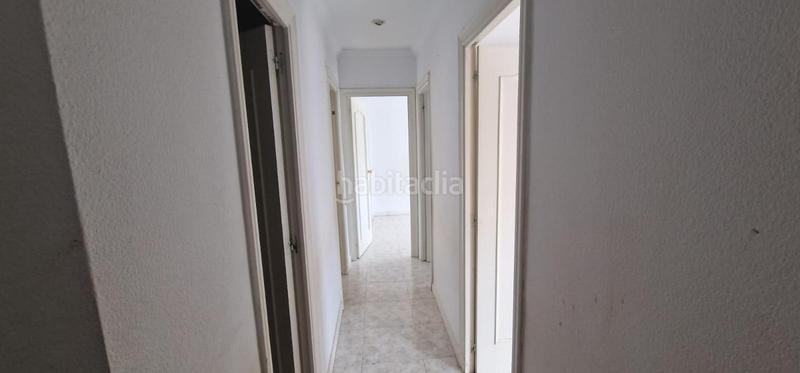 Foto 16f27cf2-f118-4d4d-aa7d-bc20ab21e855. Piso  en venta en avda roureda 114m2 en La Roureda Viladecans
