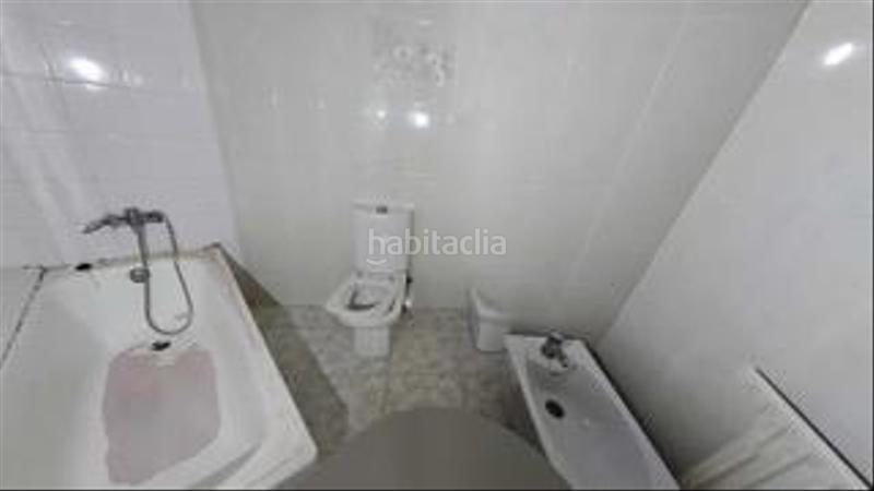 Foto e0e15932-a379-4024-af3d-d2e8002f819c. Piso  en venta en avda roureda 114m2 en La Roureda Viladecans