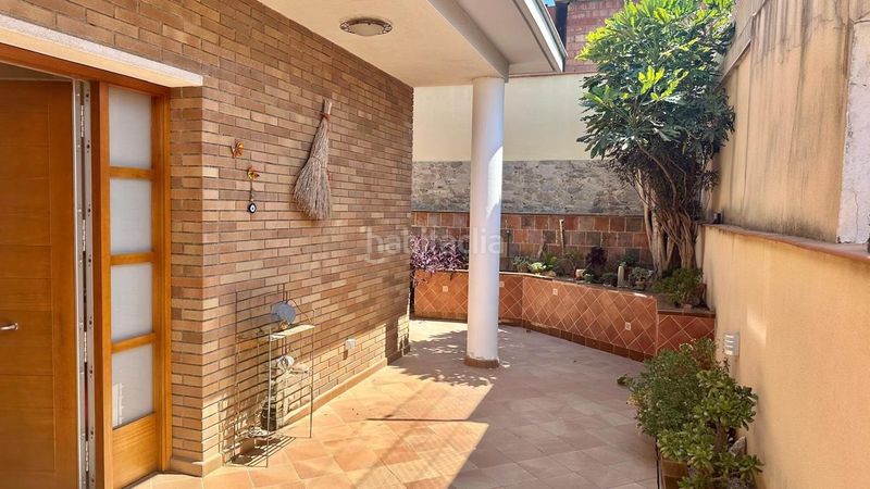 Foto 59038cd7-022b-4cad-9a8b-d946d3c8e6d0. Casa amb aparcament piscina a Torrent Ballester Viladecans