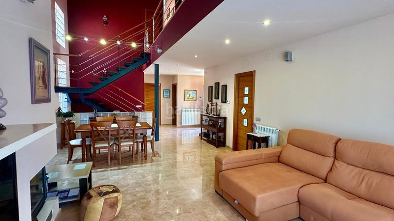Foto 8e215e8a-772f-483b-9eaf-004be0472273. Casa amb aparcament piscina a Torrent Ballester Viladecans