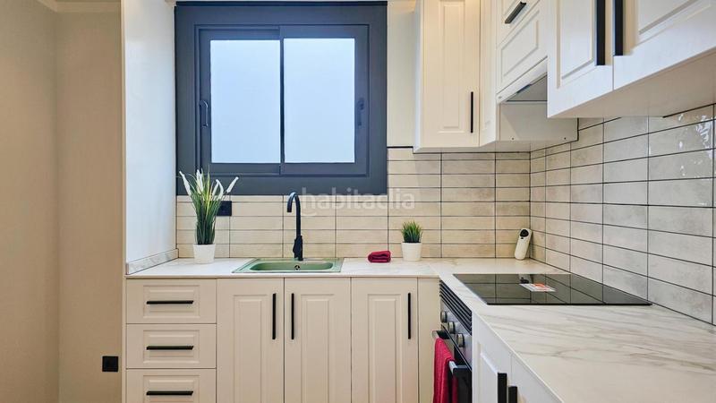 Foto 6b7c0c05-bcbc-44f9-8de4-556b1ad765a6. Pis a La Gavarra Cornellà de Llobregat