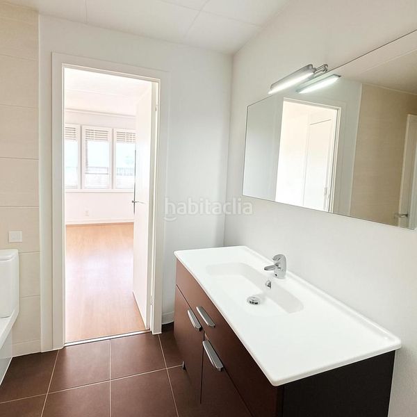 Foto 659343d6-f594-424e-b598-1c47751f077c. Pis amb aparcament piscina a les botigues de Sitges Sitges